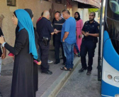  للمرة الثانية: الشرطة تمنع حافلة شد الرحال من مدينة الرملة للرباط في المسجد الاقصى المبارك 